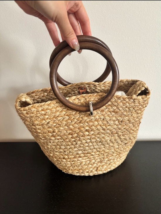 Zara Handbags - Zara Natural Straw Tote with Dark Wood Ring Handles